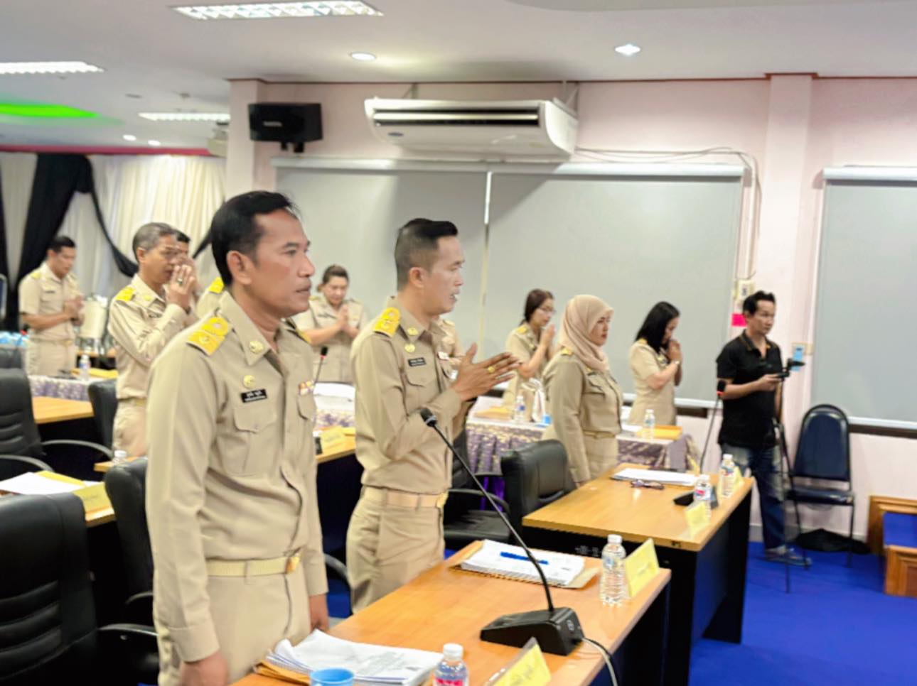 📣 ทต.ท่าเเพ ประชุมสภาเทศบาล สมัยสามัญ สมัยที่ 4 ครั้งที่ 1 ประจำปี พ.ศ. 2568
🗓️ วันพฤหัสบดีที่ 11 ธันวาคม 2568 เวลา 10.00 น.
📍 ณ ห้องประชุมสภาเทศบาลตำบลท่าแพ